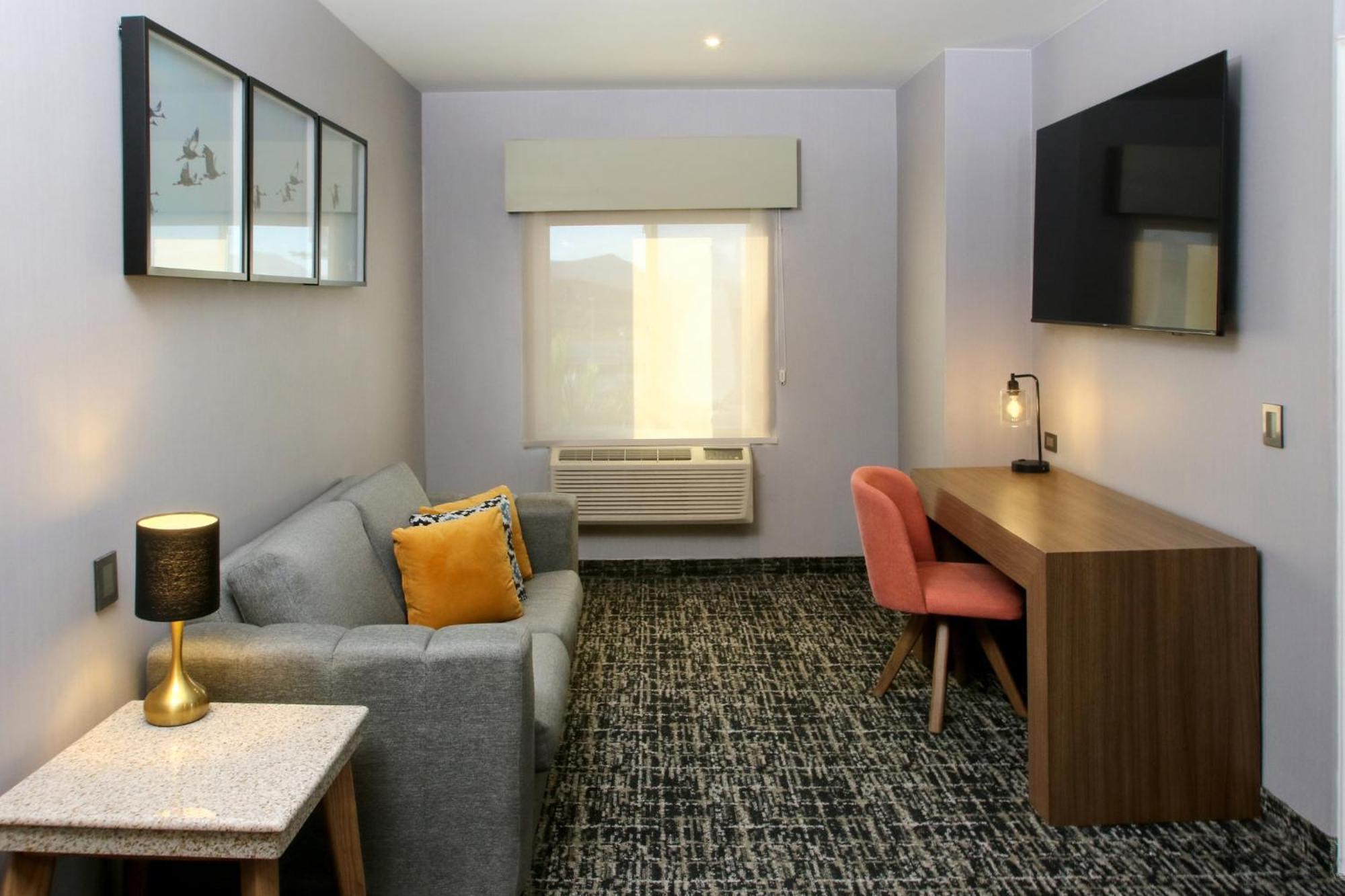 Voco Saltillo Suites By Ihg Zewnętrze zdjęcie