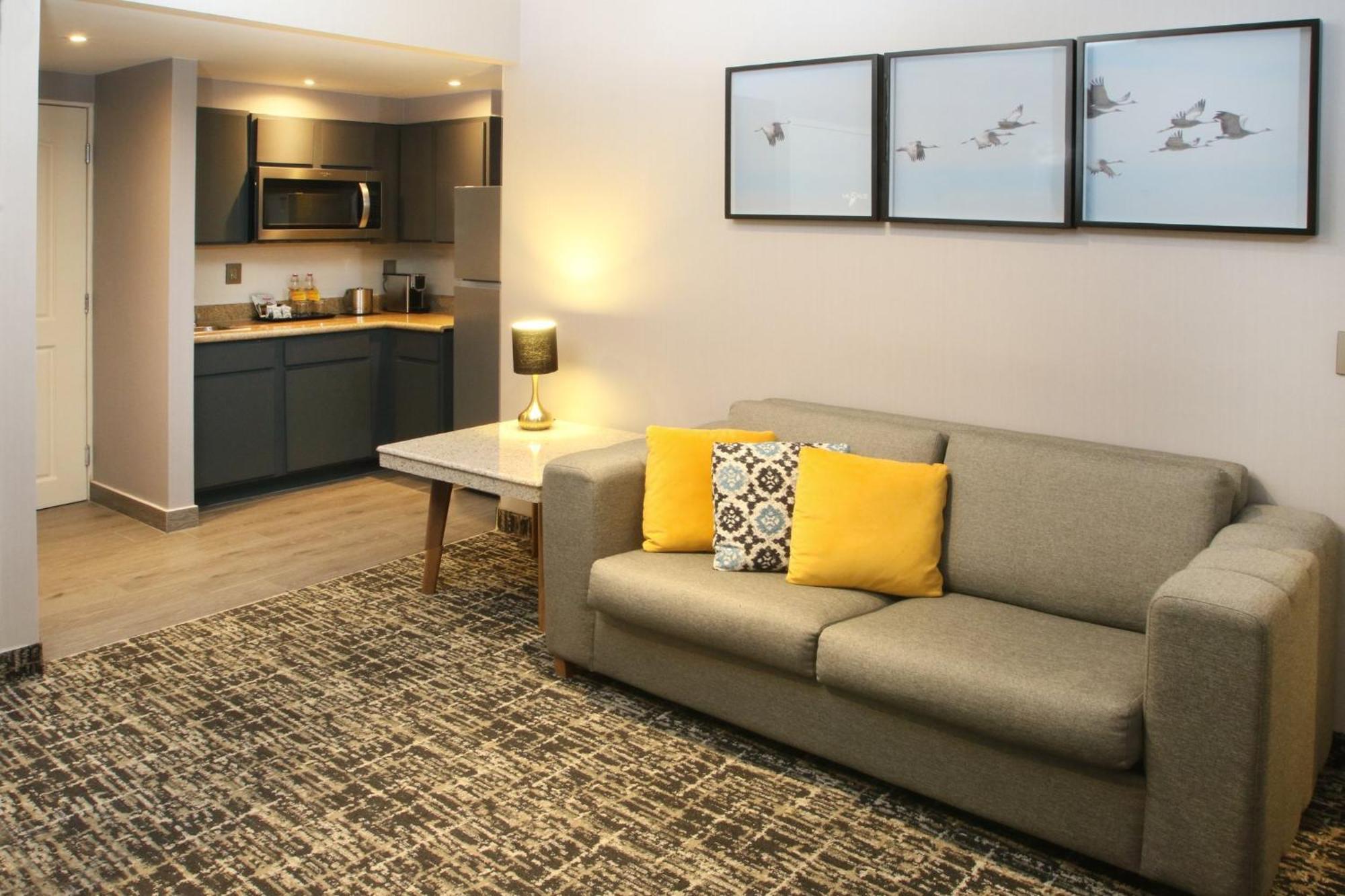 Voco Saltillo Suites By Ihg Zewnętrze zdjęcie